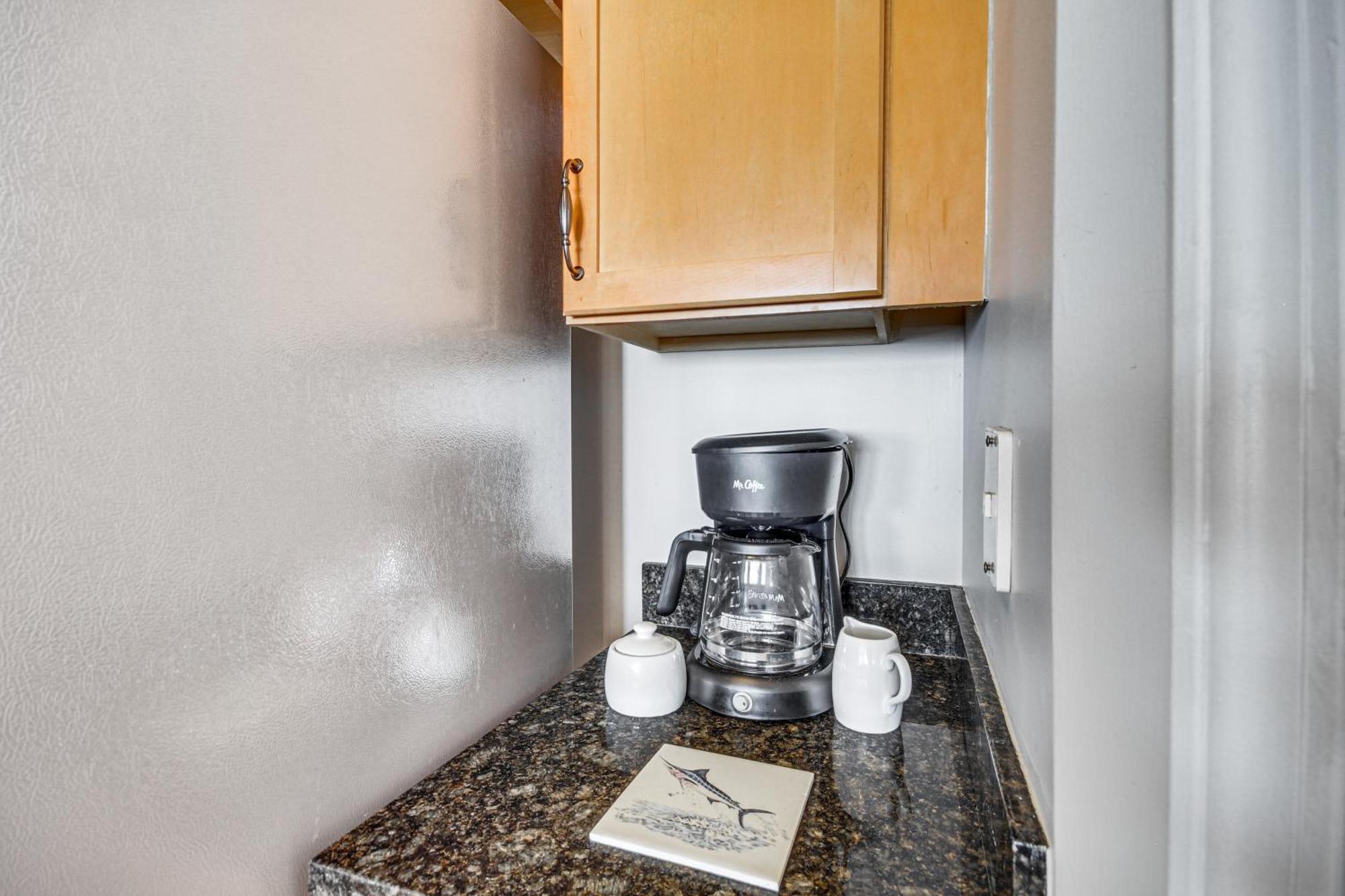 Sleek Gulfport Condo With Ocean Views And Pool Access! Exterior foto